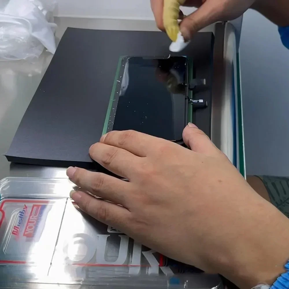LCD Screen Alignment Mold With Bezel Frame For iPhone 14/15/16 Pro Max - Image 3